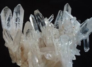 Jaki agregat inwertorowy Czy z AVR?